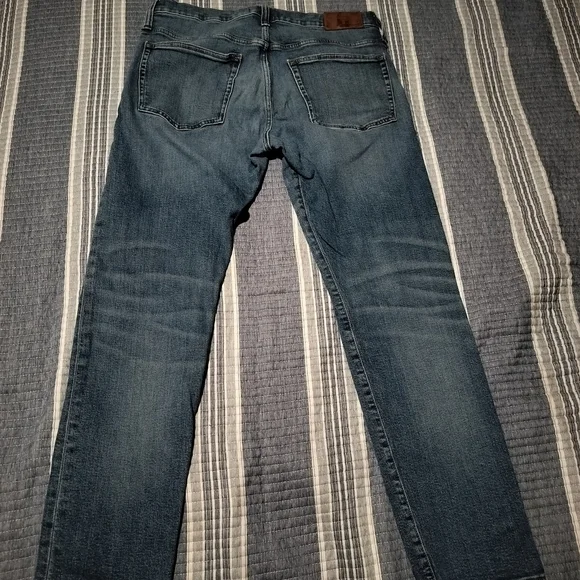 Madewell Men's Indigo Slim Jeans - Picture 6 of 16